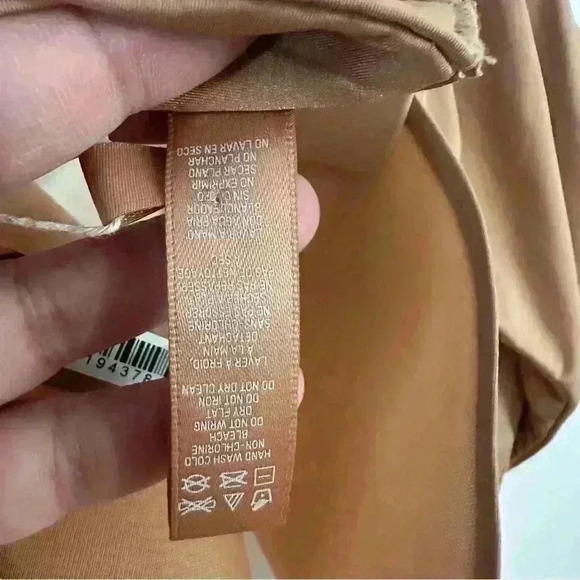 NWT Skims Weightless Demi Bra 46D Ochre Underwire Lightweight Breathable - Picture 7 of 9